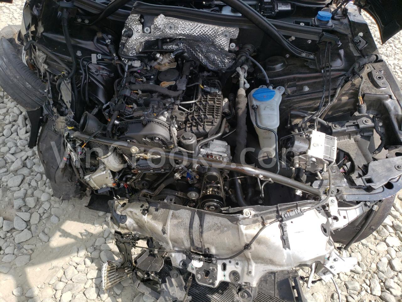 WP1AA2A53JLB05685