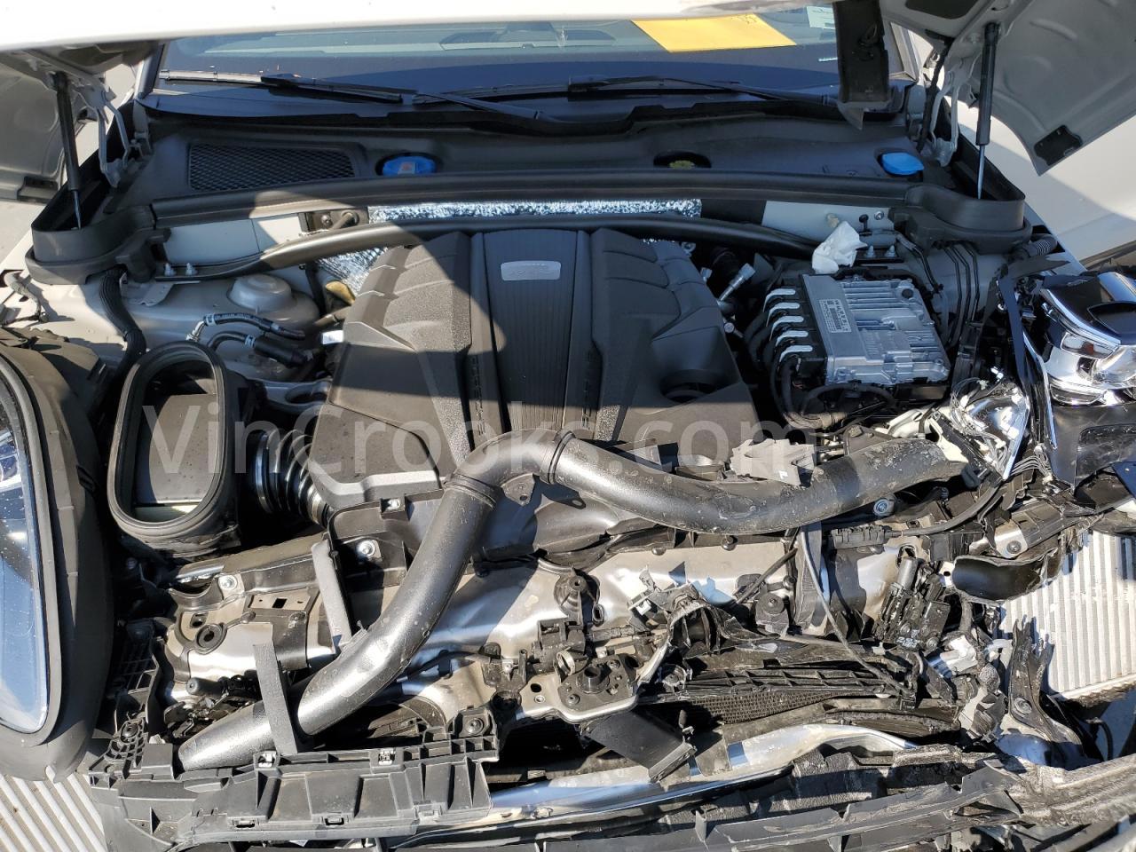 WP1AB2A53MLB37019