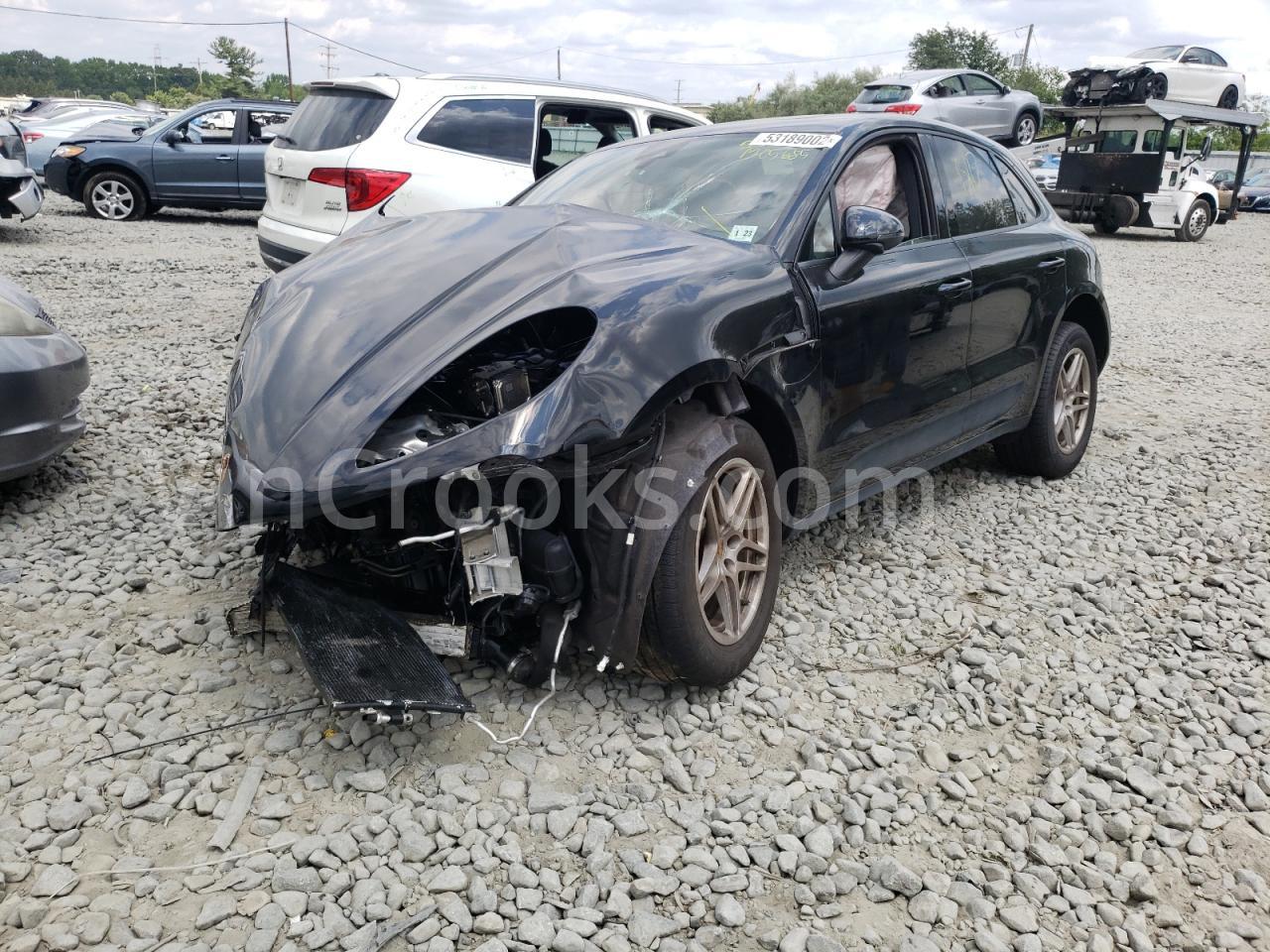 WP1AA2A53JLB05685