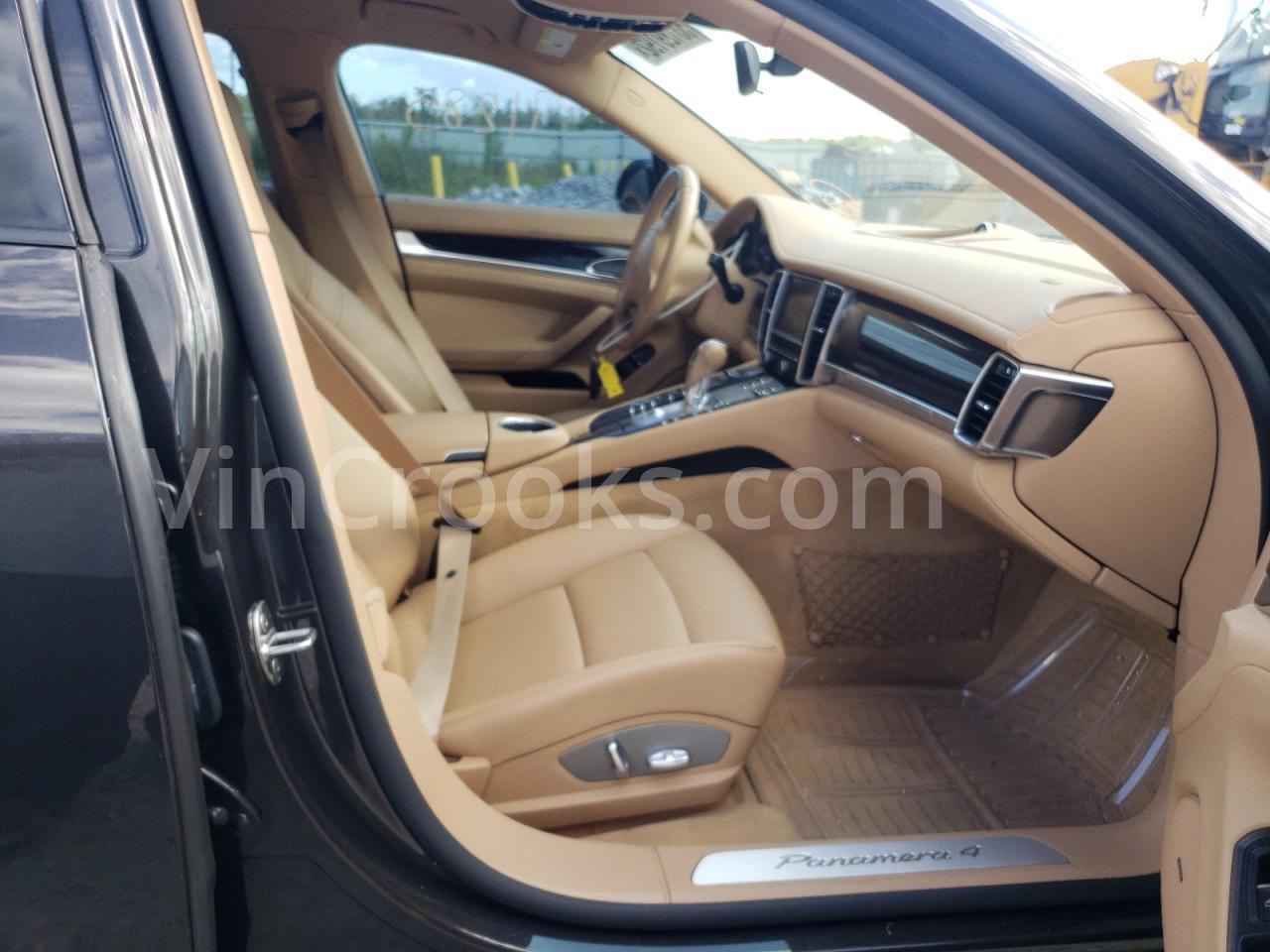 WP0AA2A7XCL018663