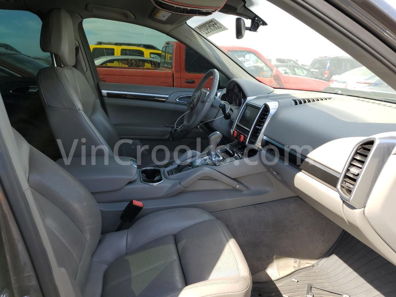 WP1AA2A24CLA03398