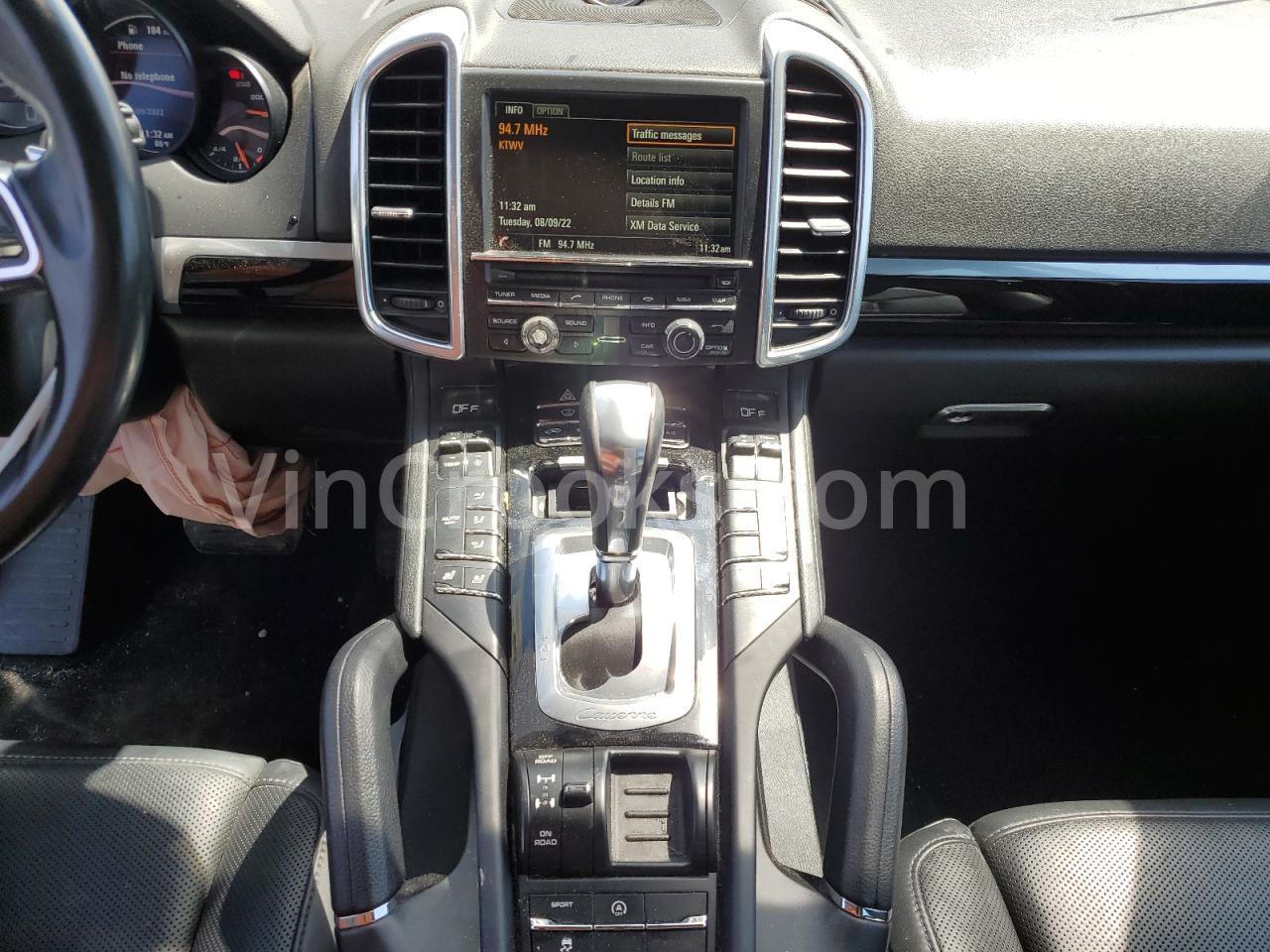 WP1AA2A22GKA15593
