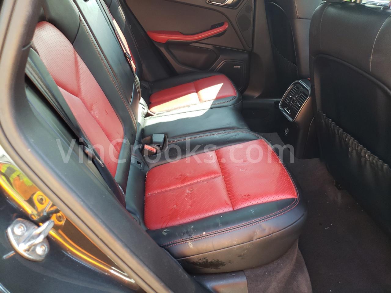 WP1AB2A50JLB31285