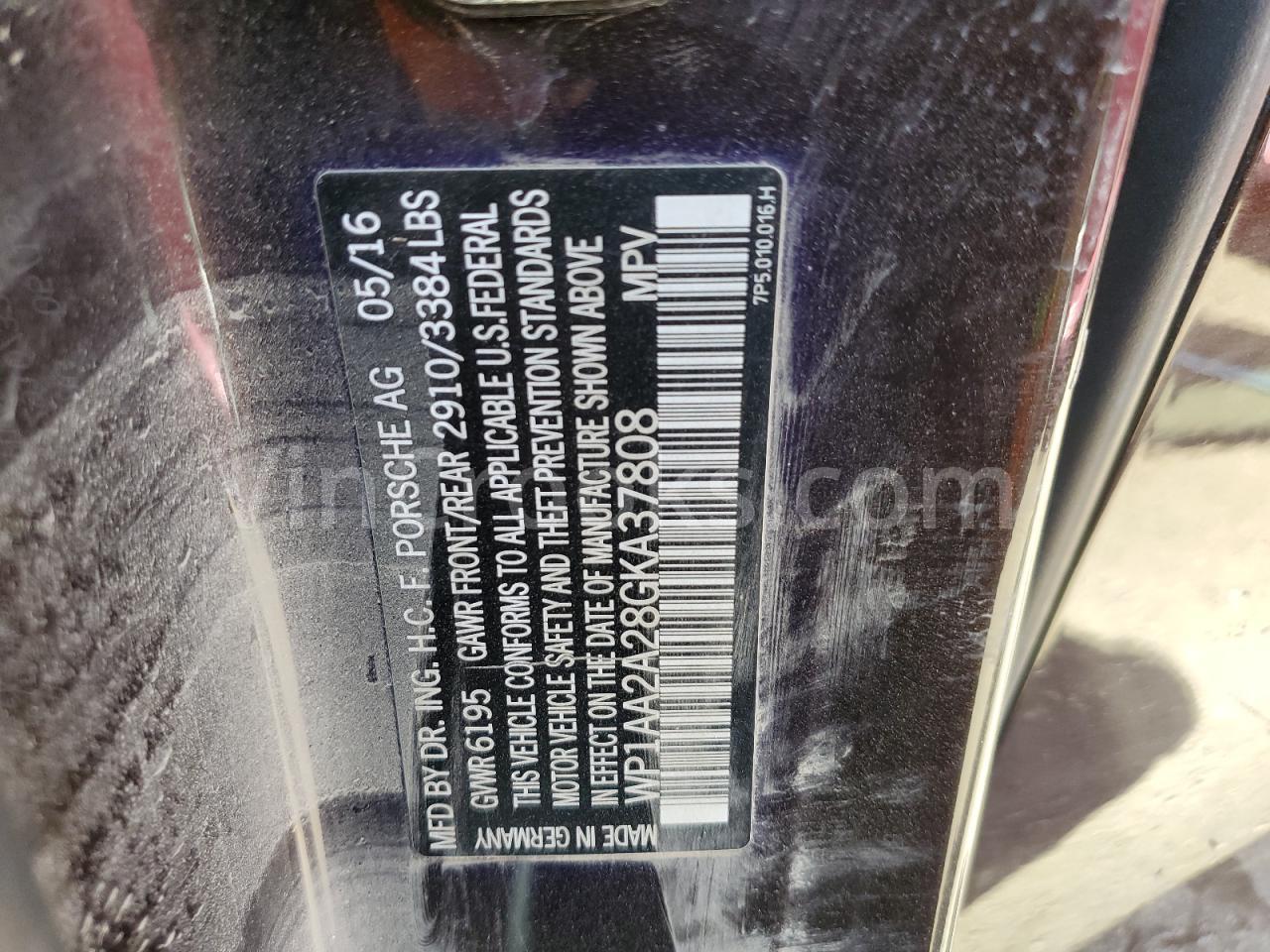 WP1AA2A28GKA37808