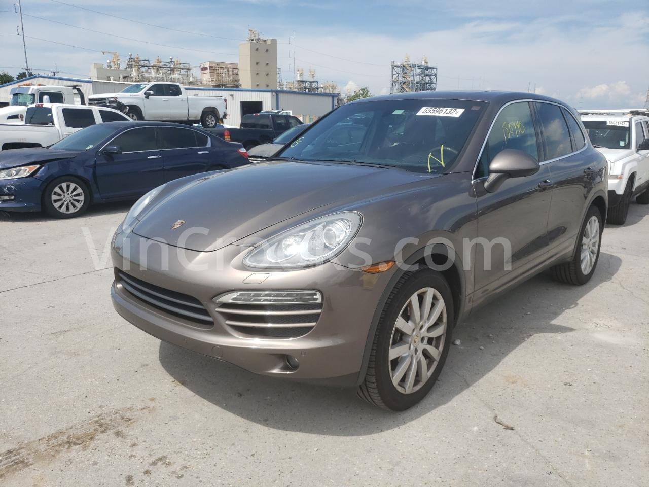 WP1AA2A2XCLA10579