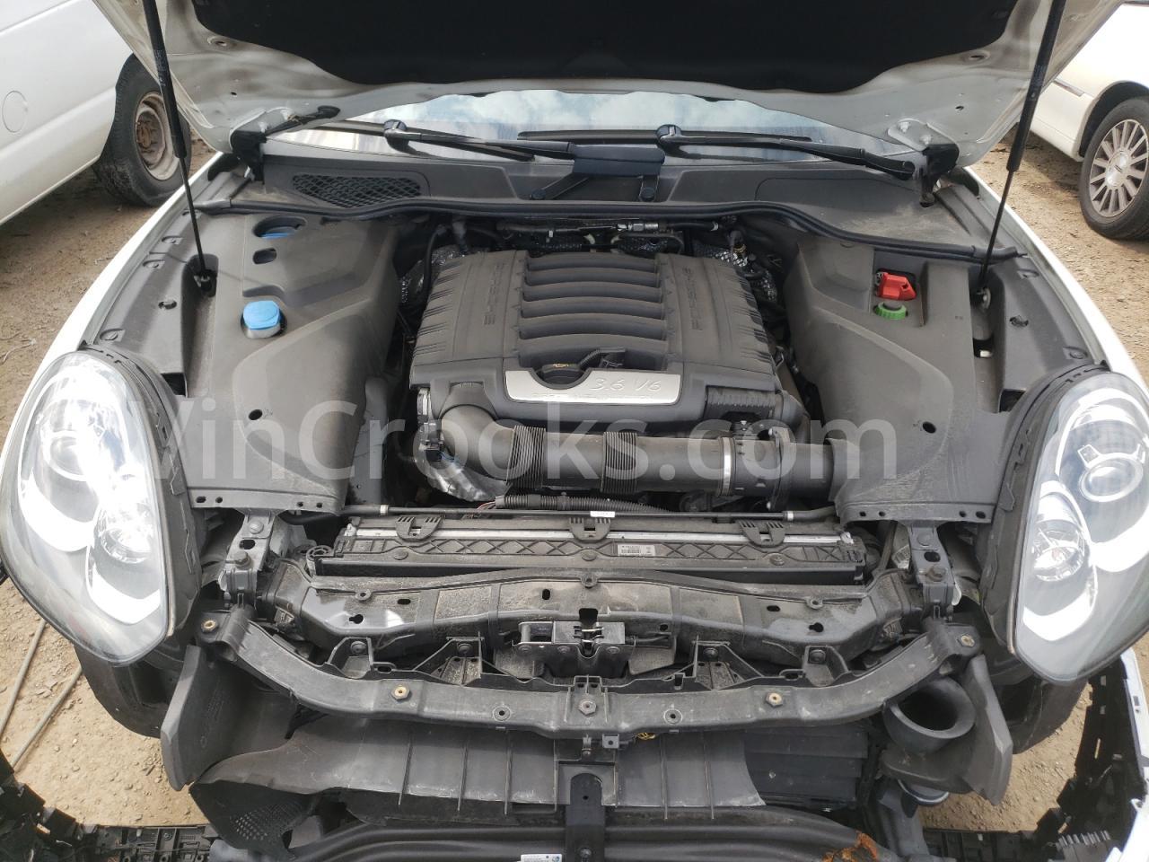 WP1AA2A21GKA09638