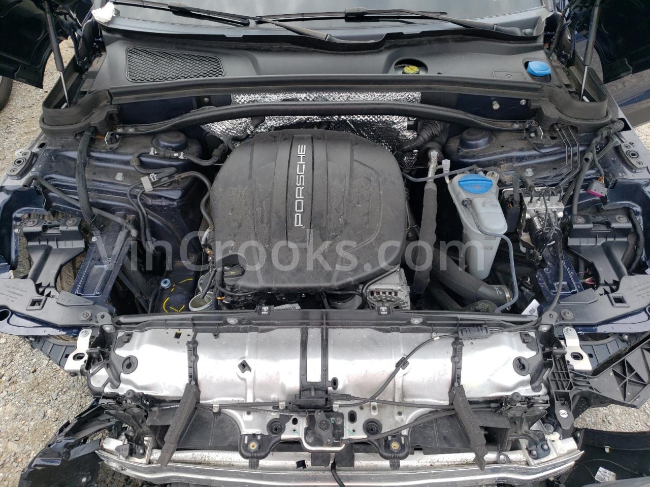 WP1AA2A55JLB20995