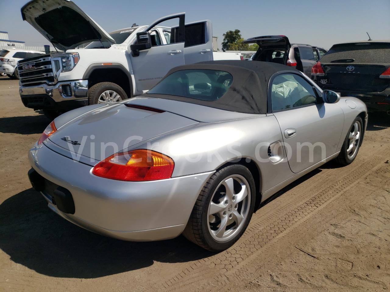 WP0CA29852U625357